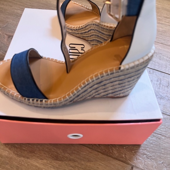 Cabi 9 Parker Wedge Sandal - Picture 2 of 9